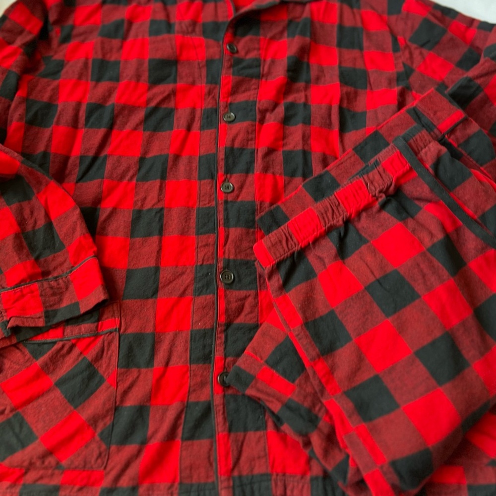 L Wondershop Women's Plaid Black Red Buffalo Check Flannel 2 Piece Pajama Set